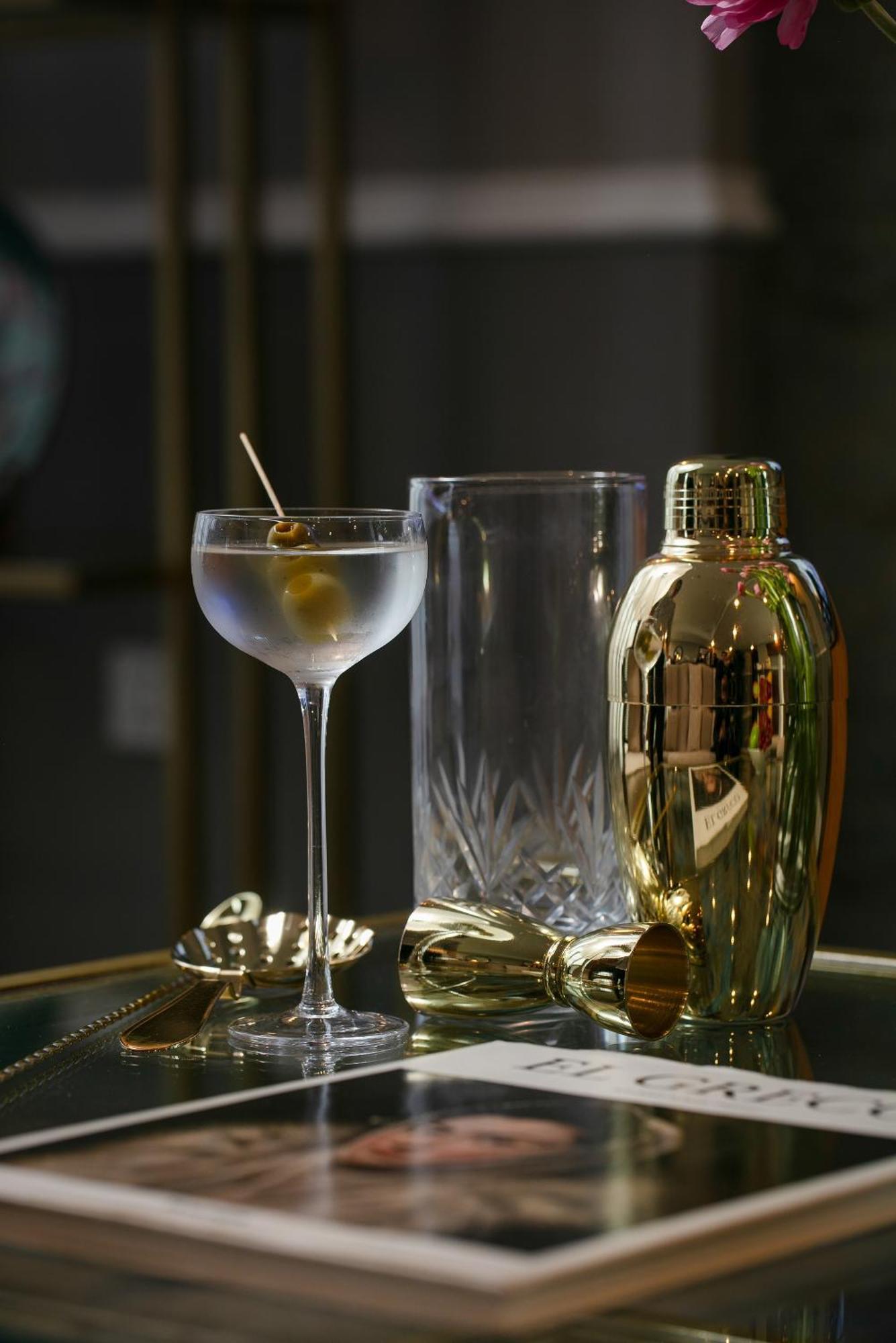 The Oriental Jade Hotel Hanoi Esterno foto A dry martini